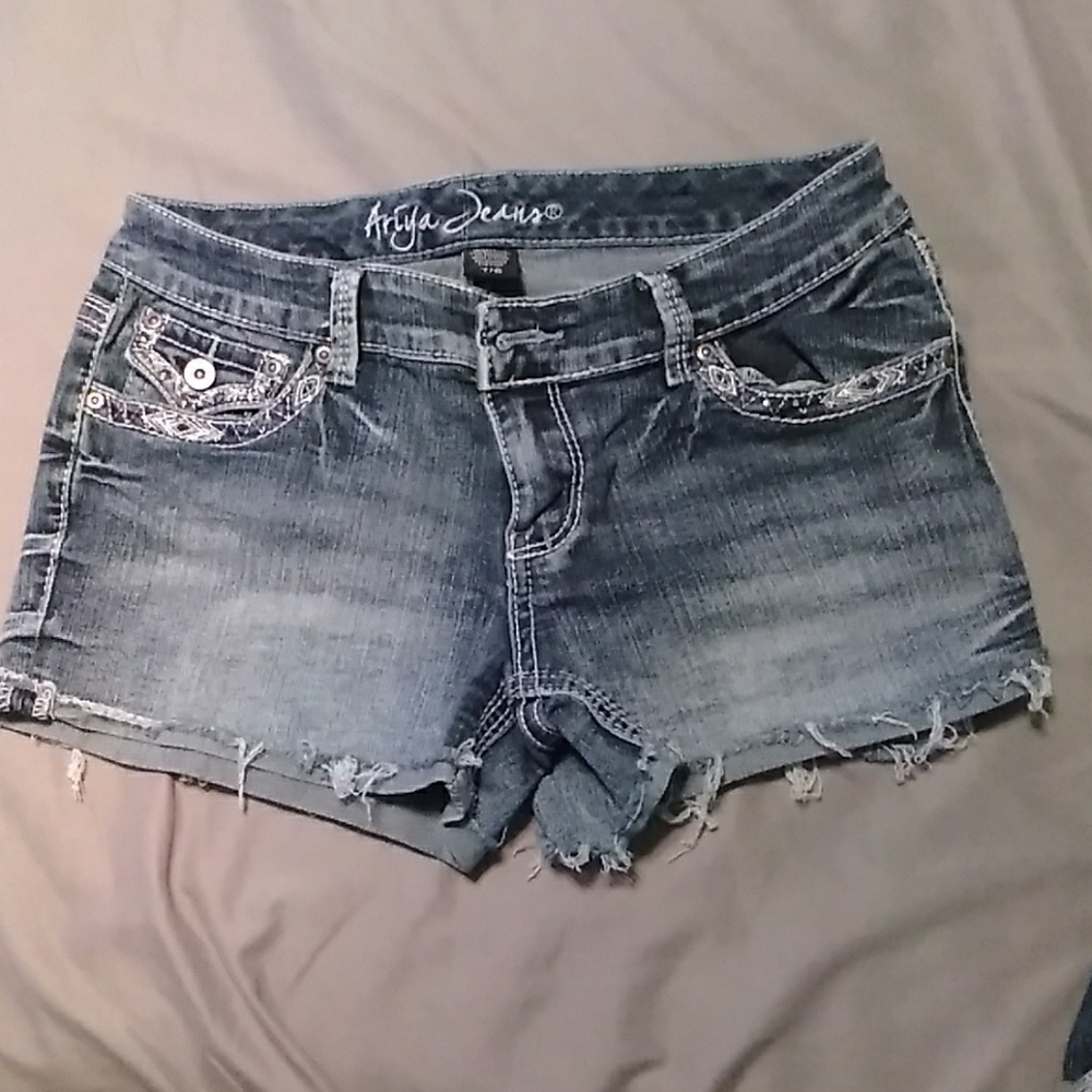 Ariya Jean Shorts